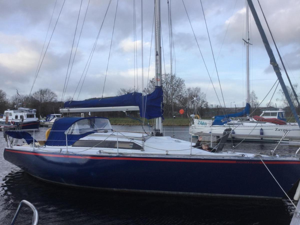 Yacht Highwayman Hotel South Kessock ภายนอก รูปภาพ