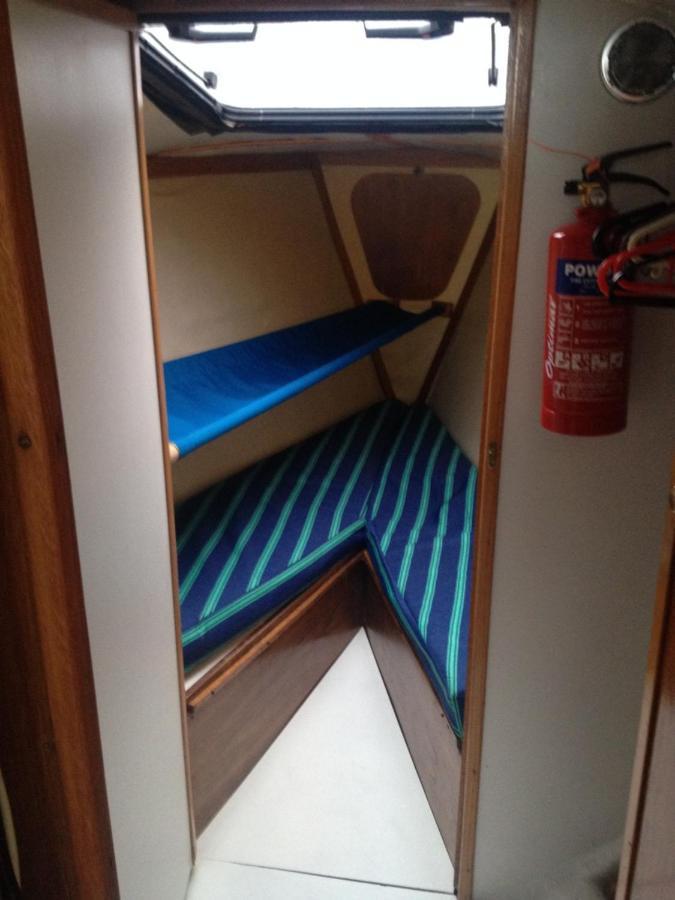 Yacht Highwayman Hotel South Kessock ภายนอก รูปภาพ